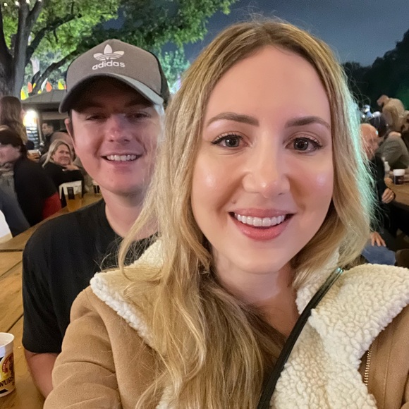 Meet your Posher, Jess - Picture 1 of 1